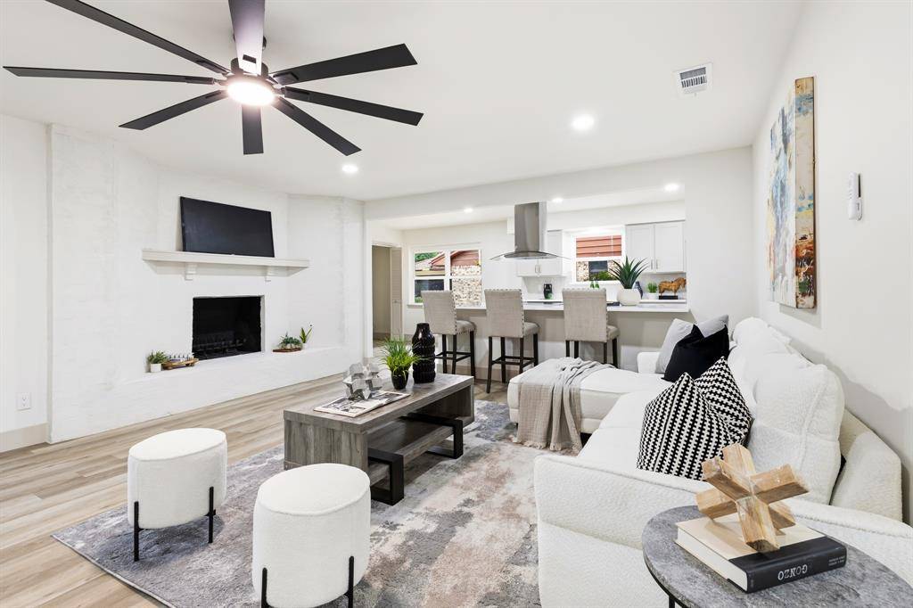 442 Hanover Lane, Irving, TX 75062