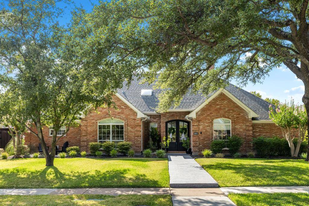 1801 Triple Crown Lane, Plano, TX 75093