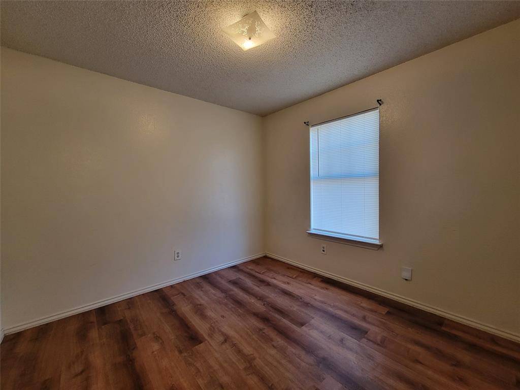 1324 Bluffview Drive #B, Seagoville, TX 75159