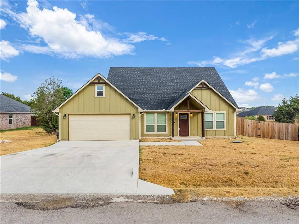 2412 Christine Drive, Granbury, TX 76048