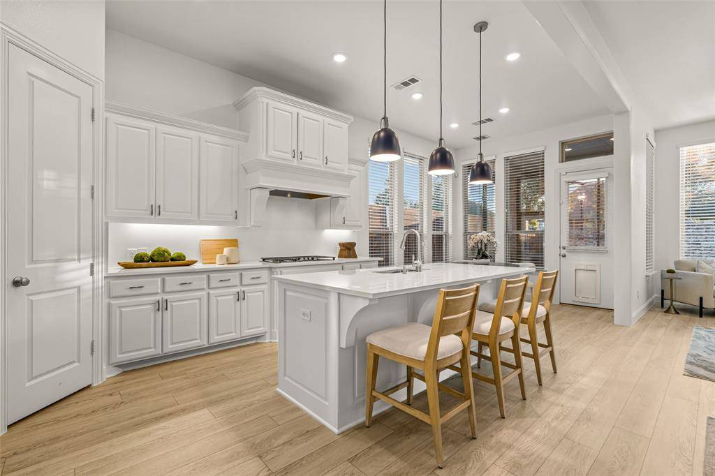 6631 Roughleaf Ridge Road, Flower Mound, TX 76226
