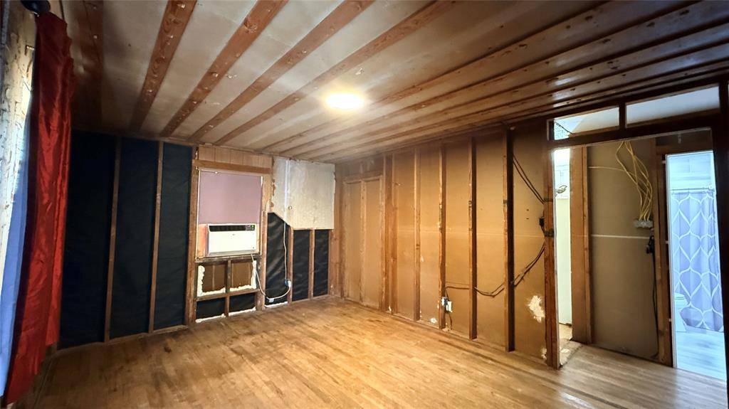 5212 Cowden Street, Sansom Park, TX 76114