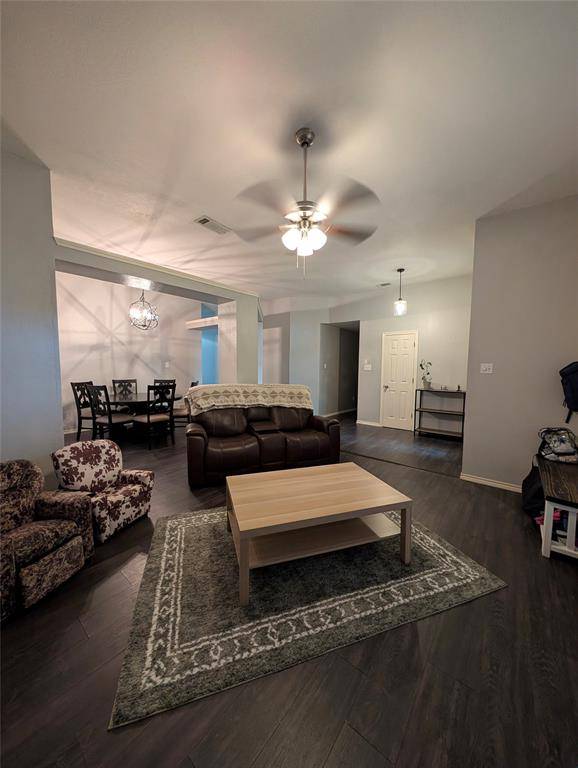 127 Pecan Grove, Lancaster, TX 75146
