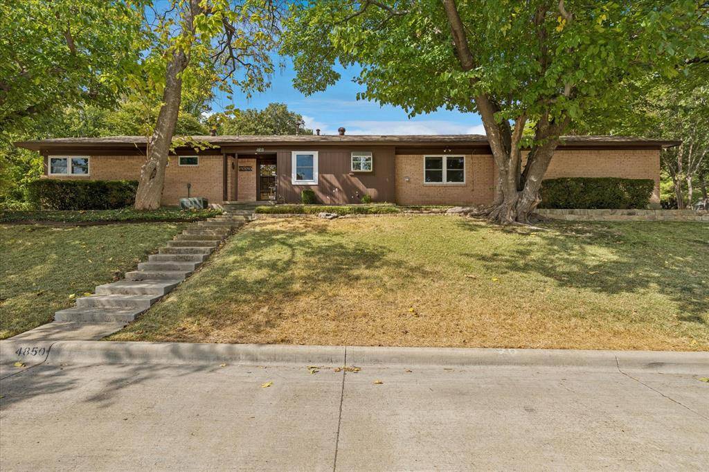 4850 Westcreek Drive, Fort Worth, TX 76133