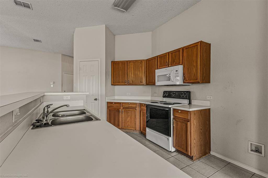 2011 Misty Hollow Court, Forney, TX 75126
