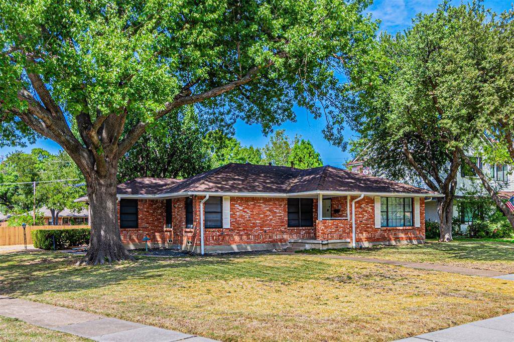 216 S Lois Lane, Richardson, TX 75081