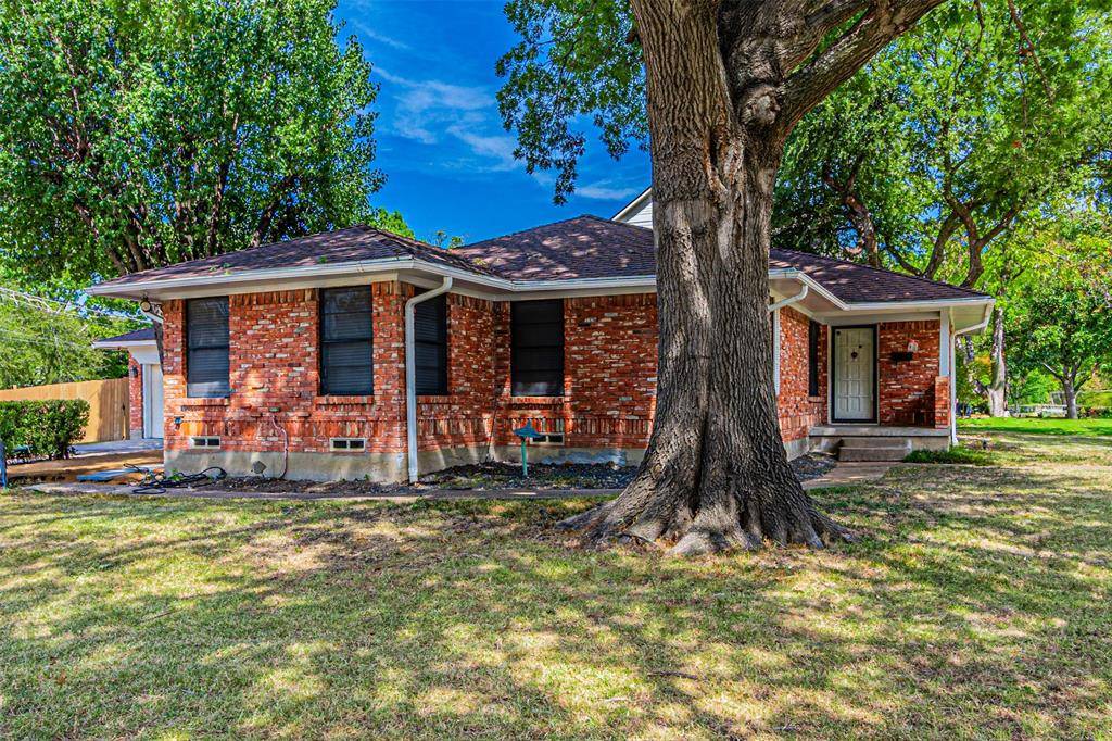 216 S Lois Lane, Richardson, TX 75081