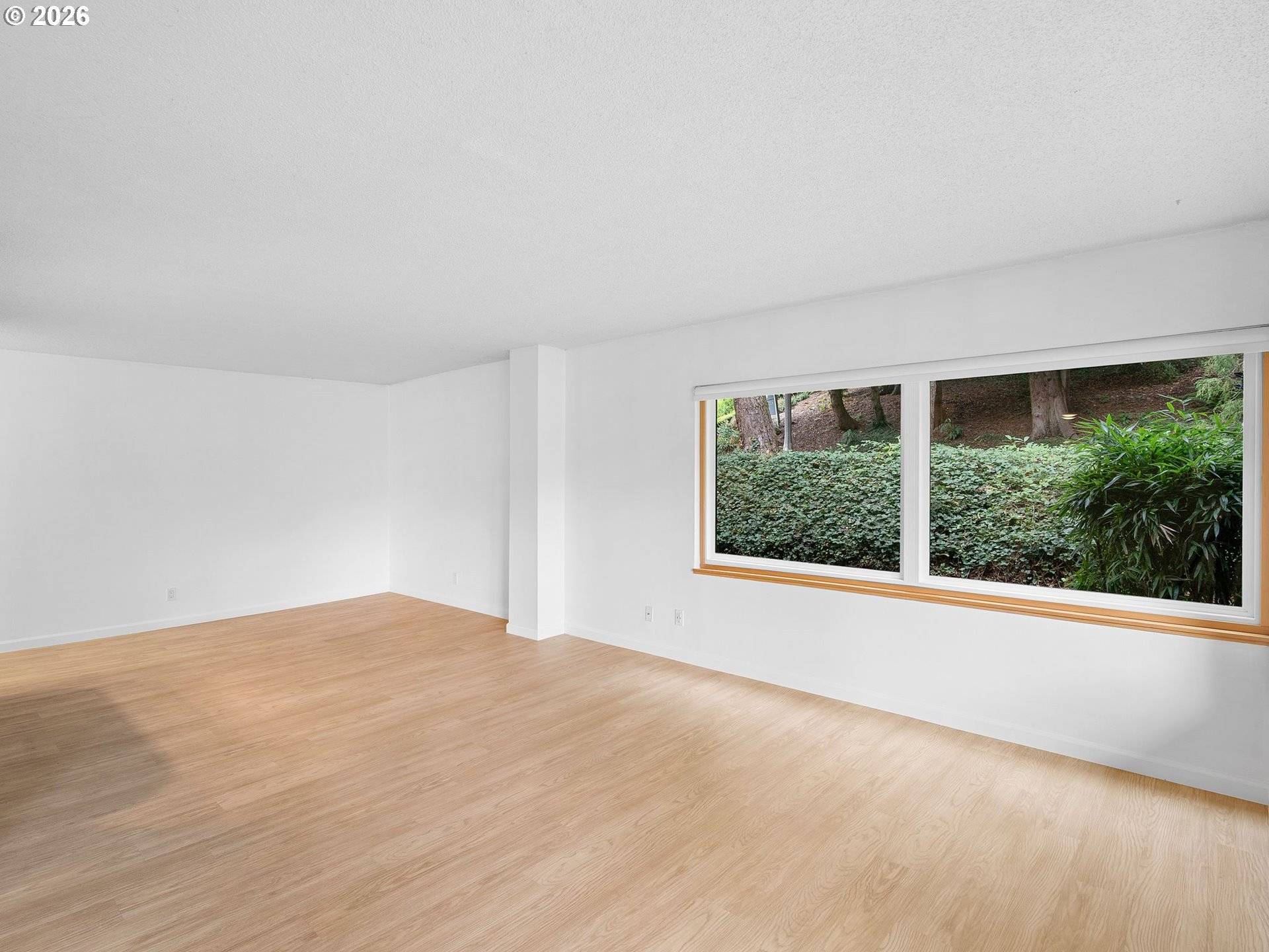 2393 SW PARK PL #112, Portland, OR 97205