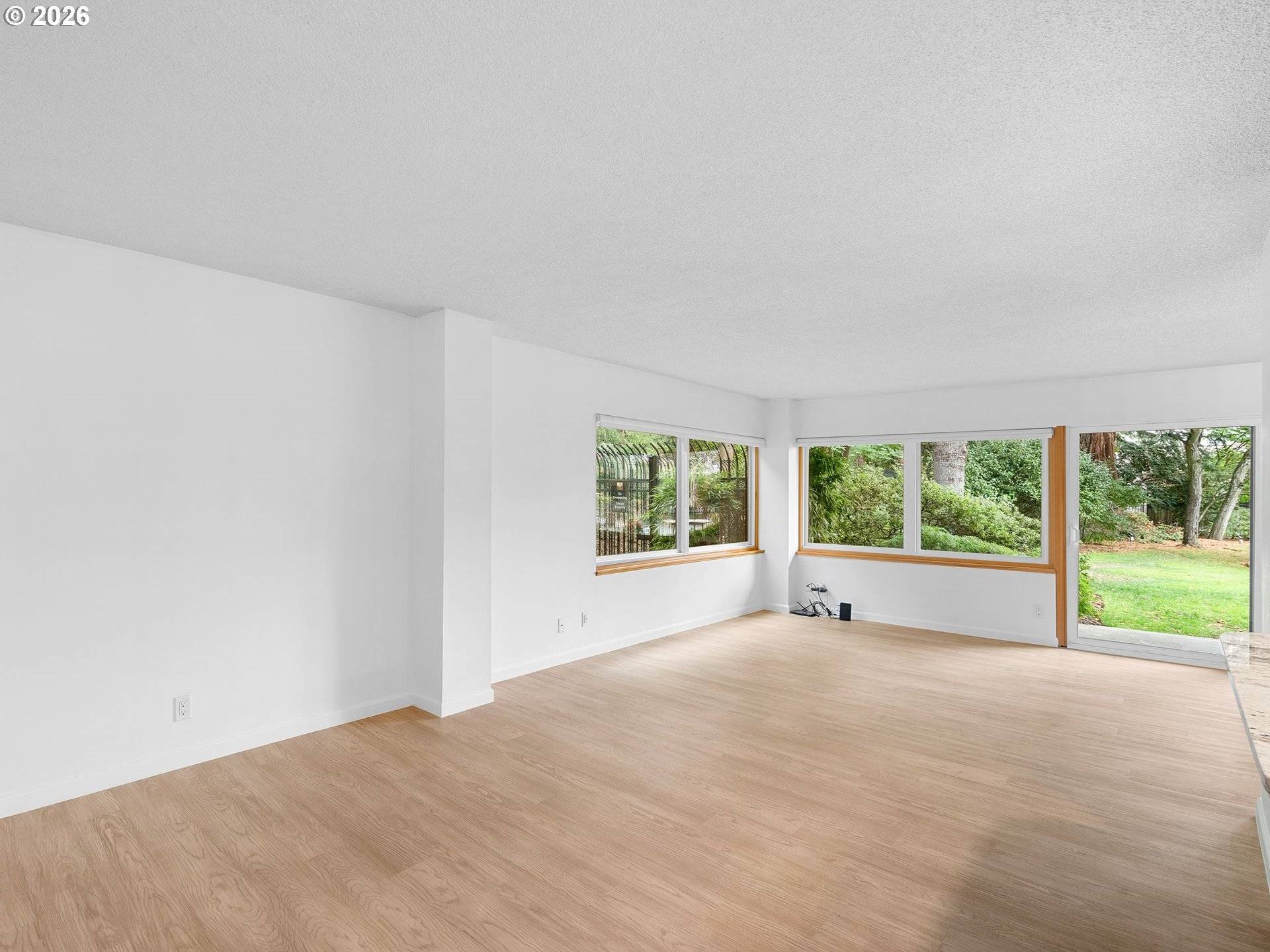 2393 SW PARK PL #112, Portland, OR 97205