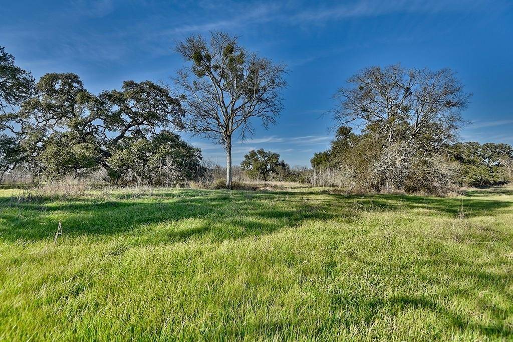 1855 FM 1948 RD N, Burton, TX 77835