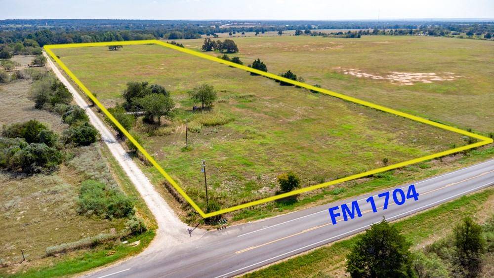 109 Prairie LN, Elgin, TX 78621