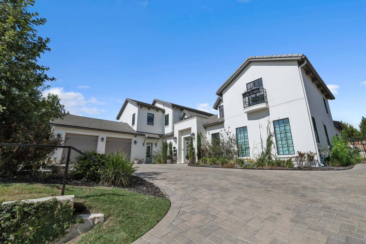 203 Black Wolf RUN, Austin, TX 78738