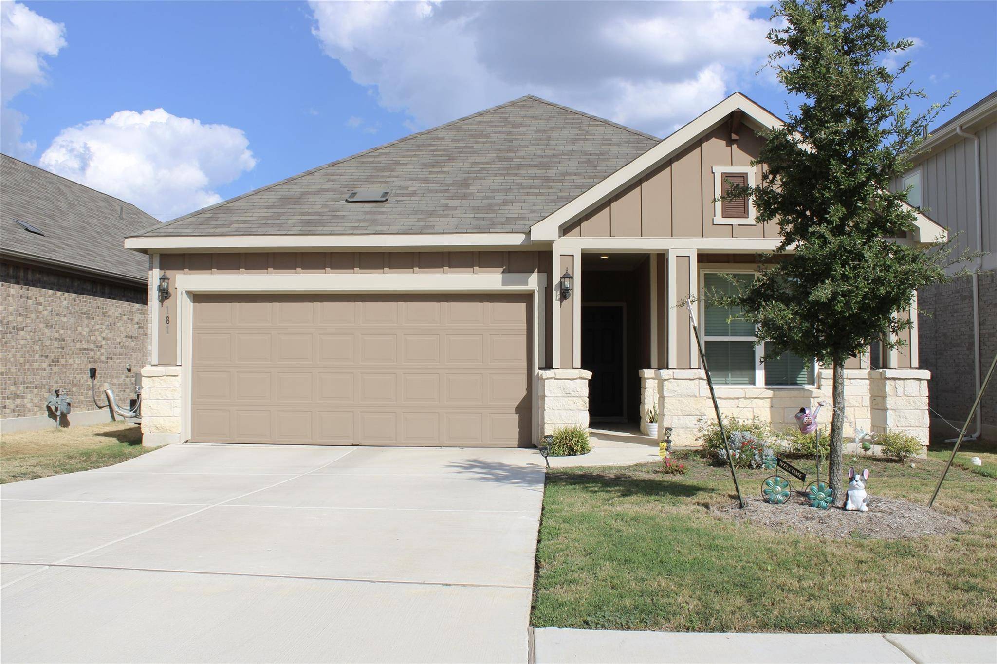 181 Tree Nut LOOP, Buda, TX 78610