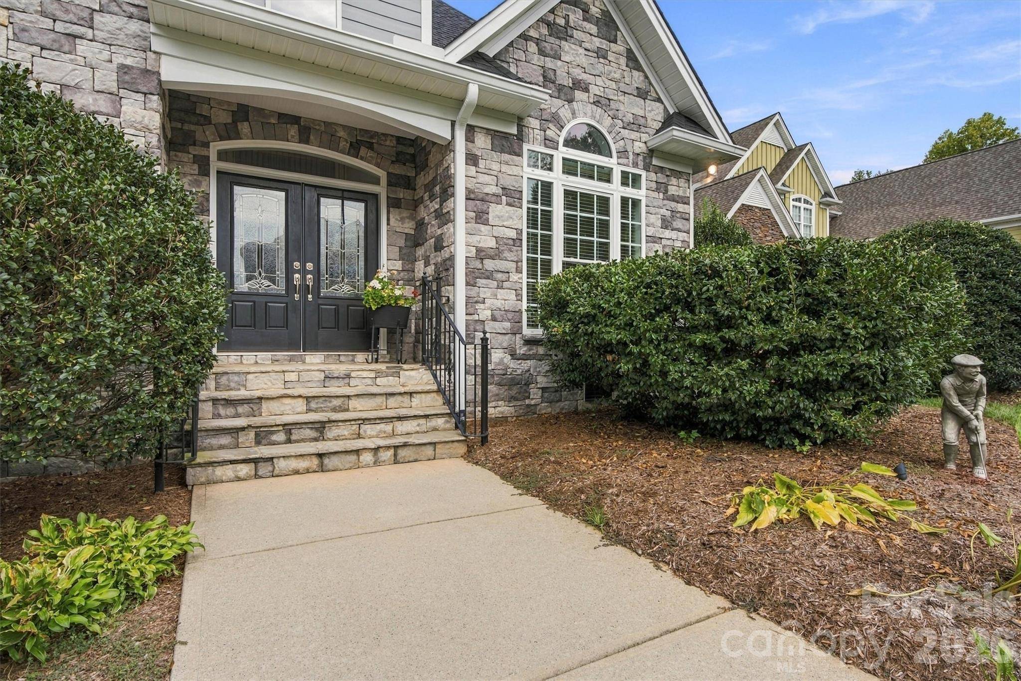 7159 Inverness DR, Denver, NC 28037