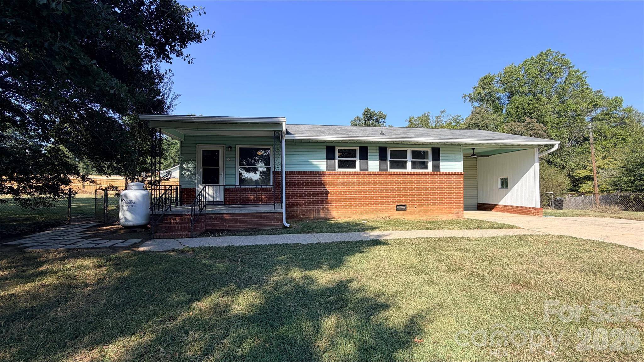 101 Craig ST, Stanley, NC 28164