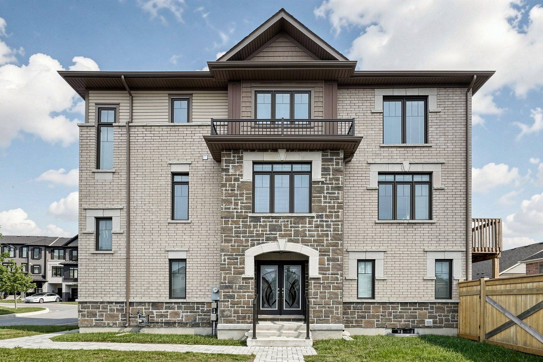 1 Bavin ST, Clarington, ON L1C 7H5