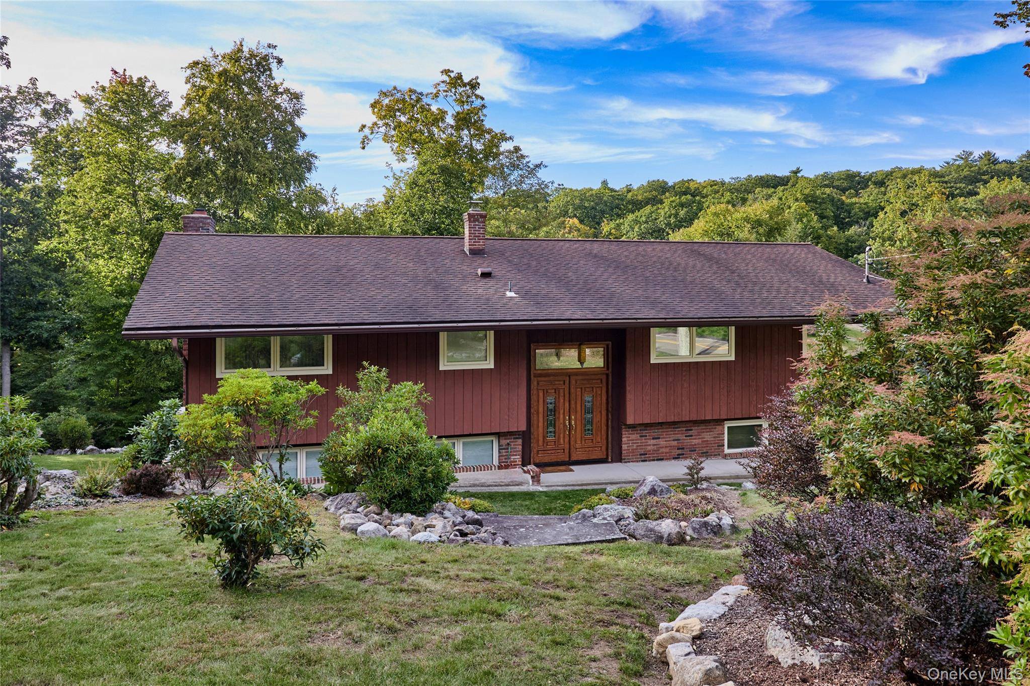 64 Clinton RD, Tuxedo Park, NY 10987