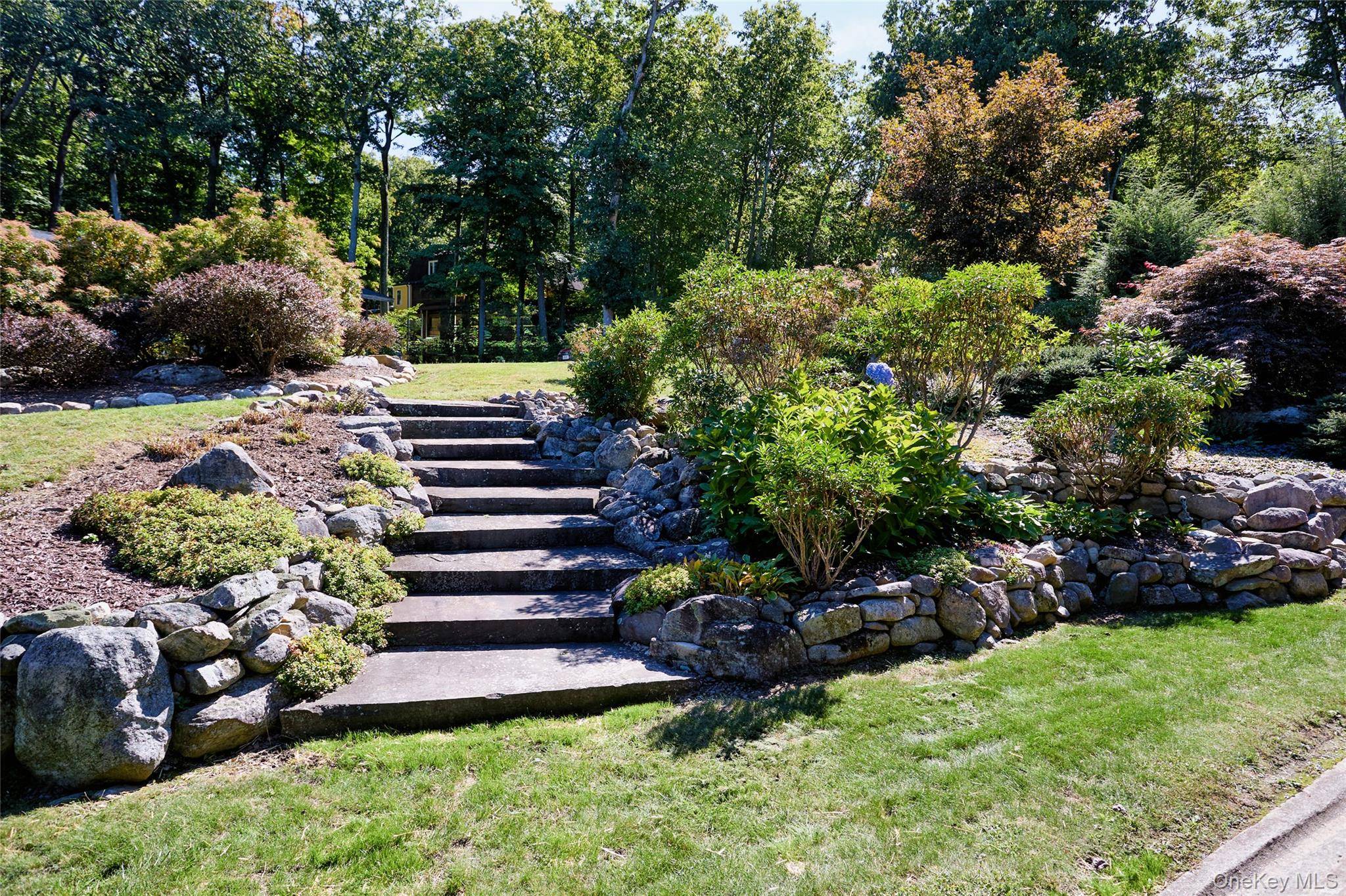 64 Clinton RD, Tuxedo Park, NY 10987