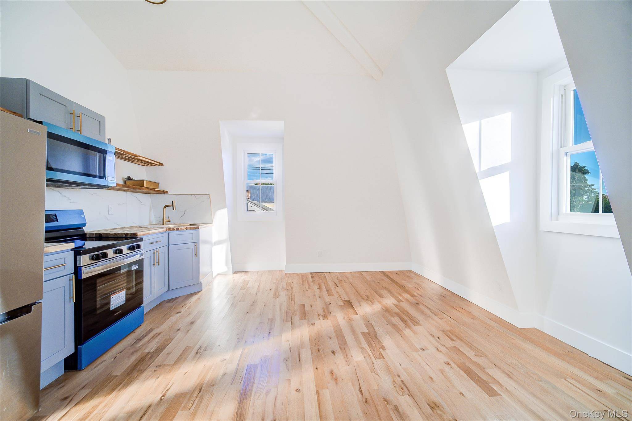 258 State ST #7, Hudson, NY 12534