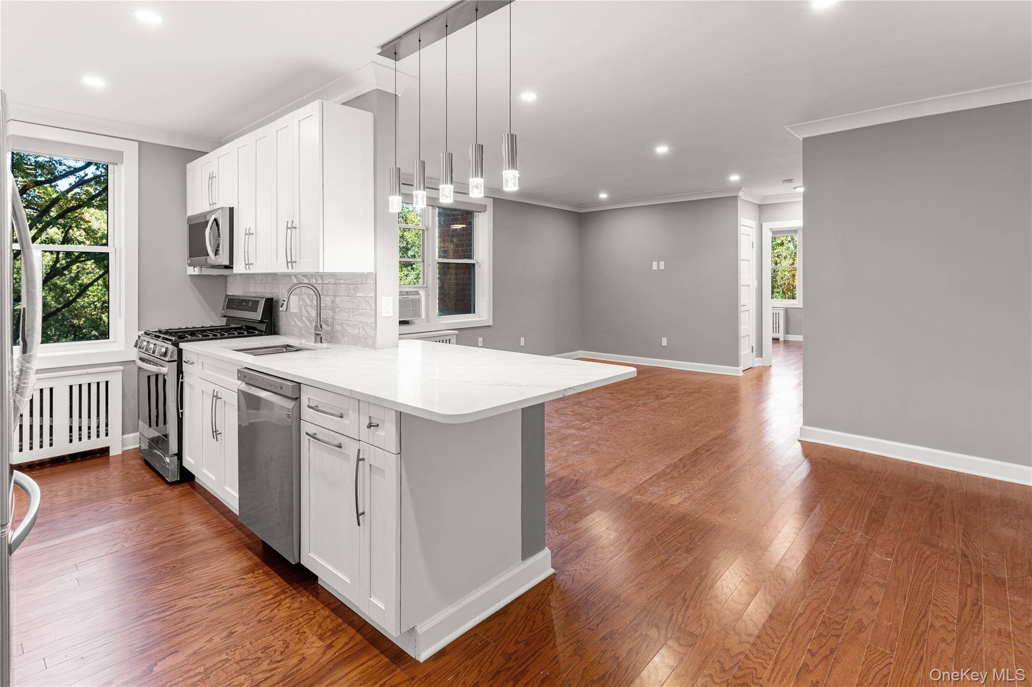 1133 Midland AVE #2C, Bronxville, NY 10708