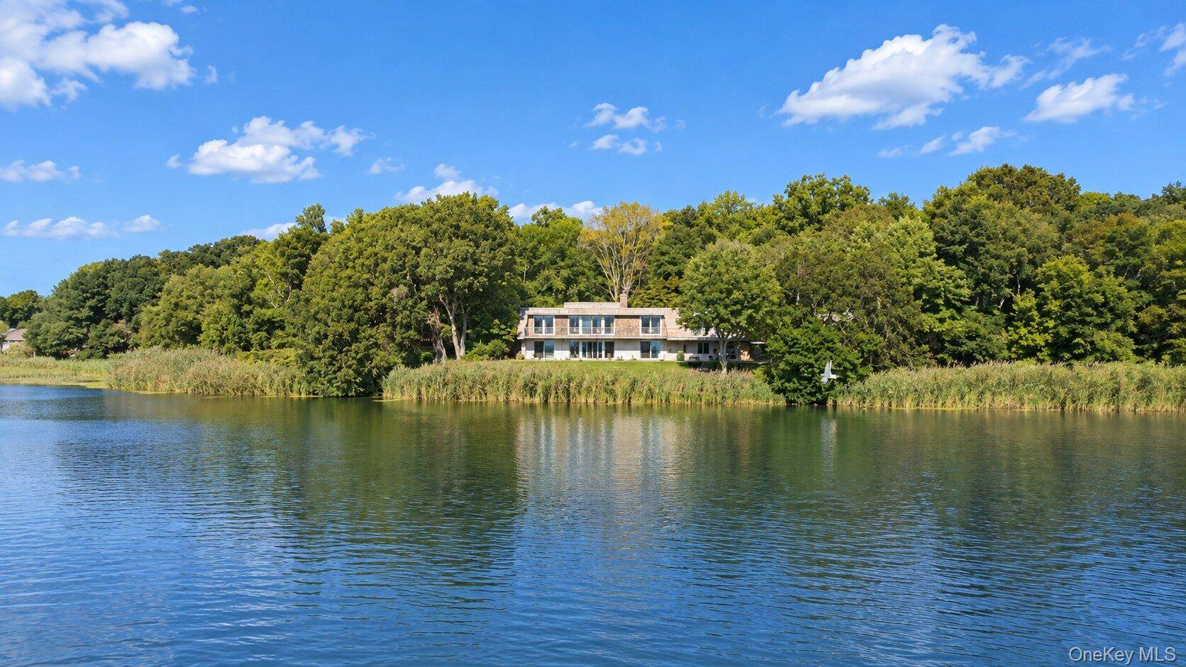 9305 Soundview AVE, Southold, NY 11971