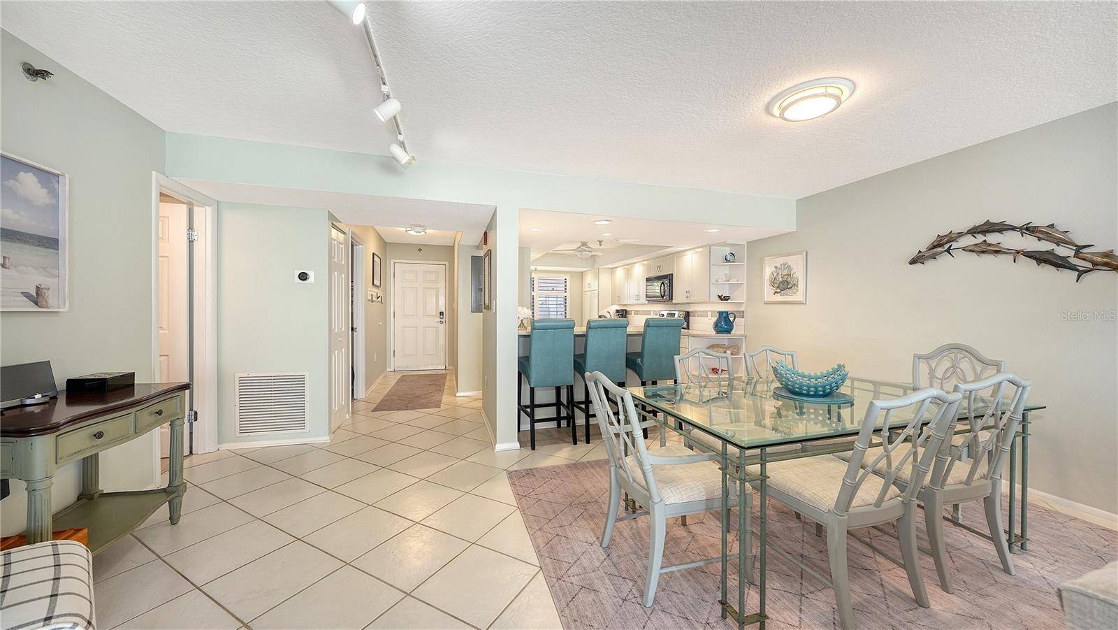 4525 GULF OF MEXICO DR #204, Longboat Key, FL 34228