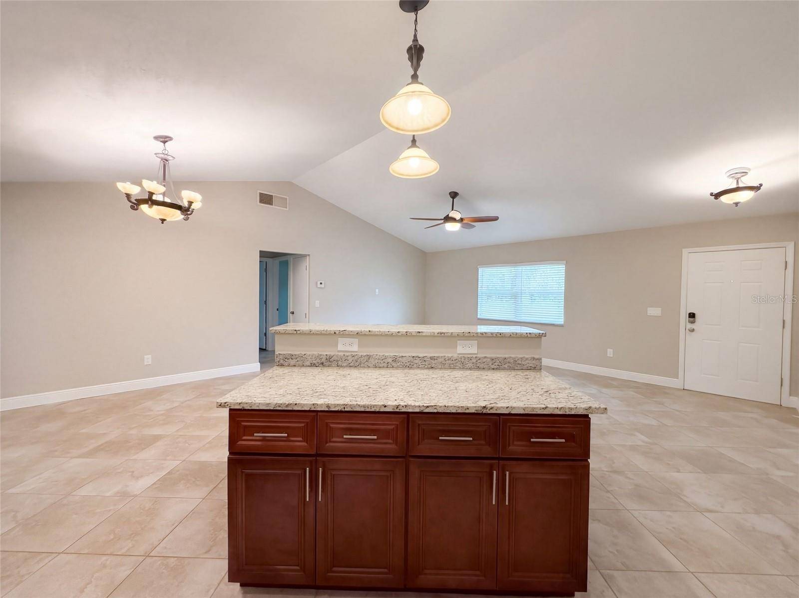 881 VICKSBURG ST, Deltona, FL 32725