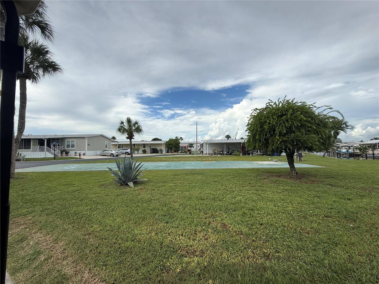 101 E SAINT LUCIA LOOP, Apollo Beach, FL 33572