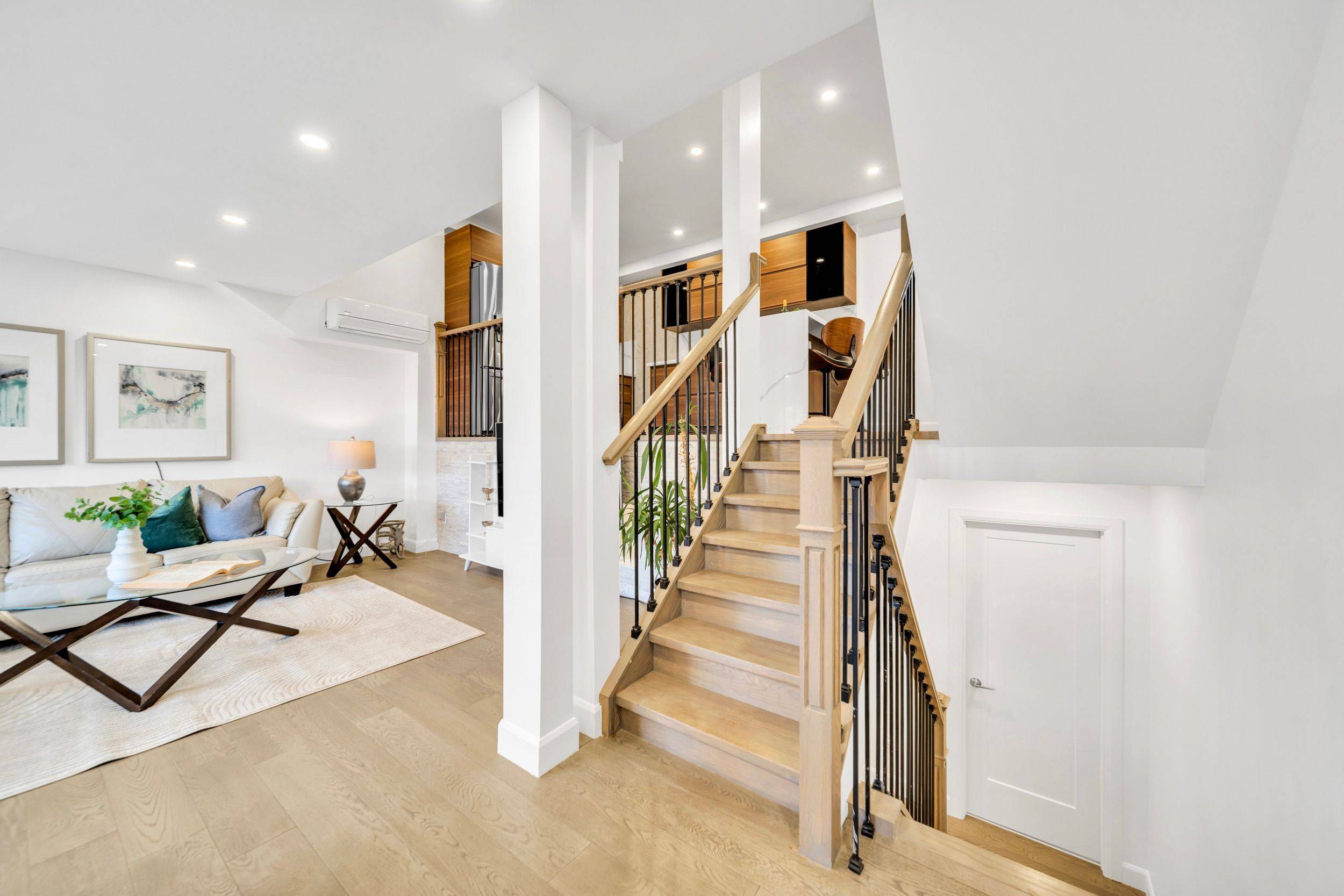 297 Milestone CRES, Aurora, ON L4G 3M2