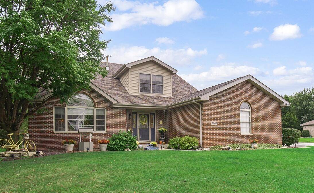 9942 Forest Street, Dyer, IN 46311