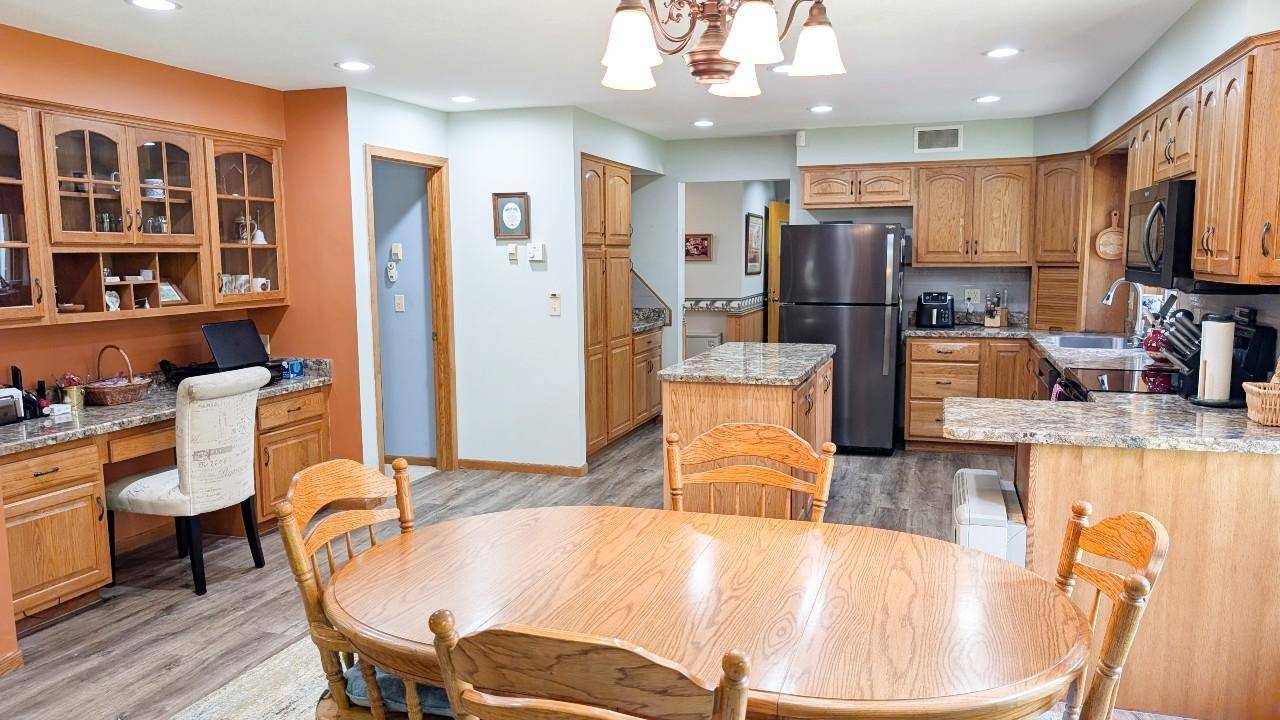 7723 Sunset TRL, Britt, MN 55710