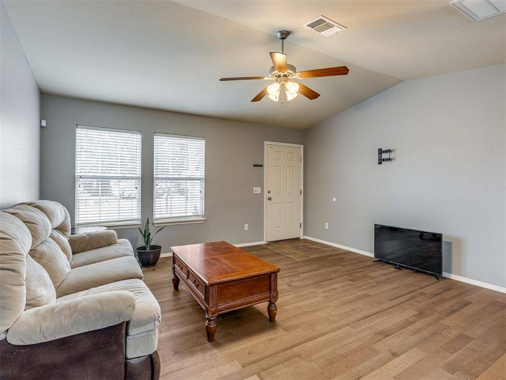 1821 NW 143rd ST, Edmond, OK 73013
