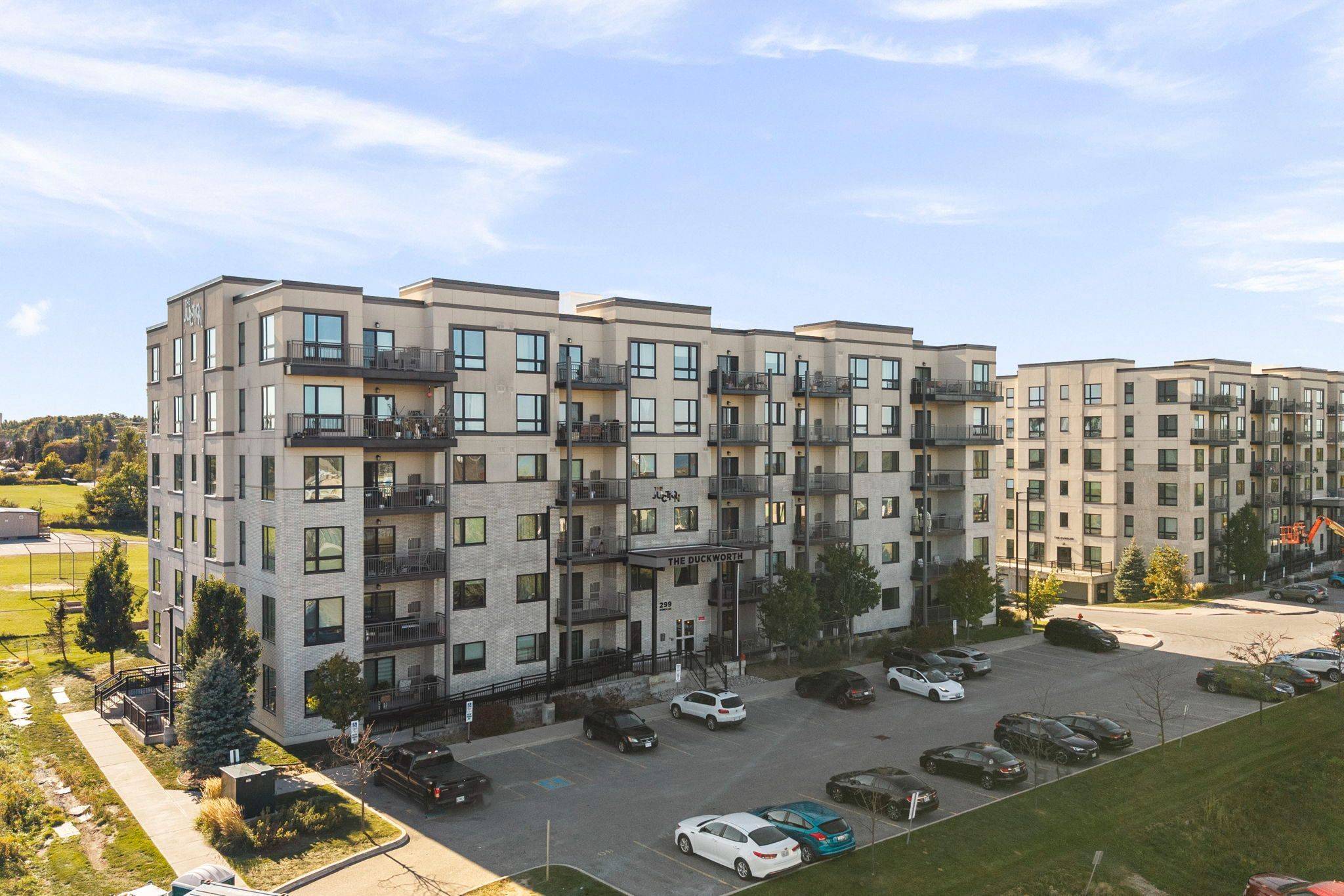 299 Cundles RD E #505, Barrie, ON L4M 0K9