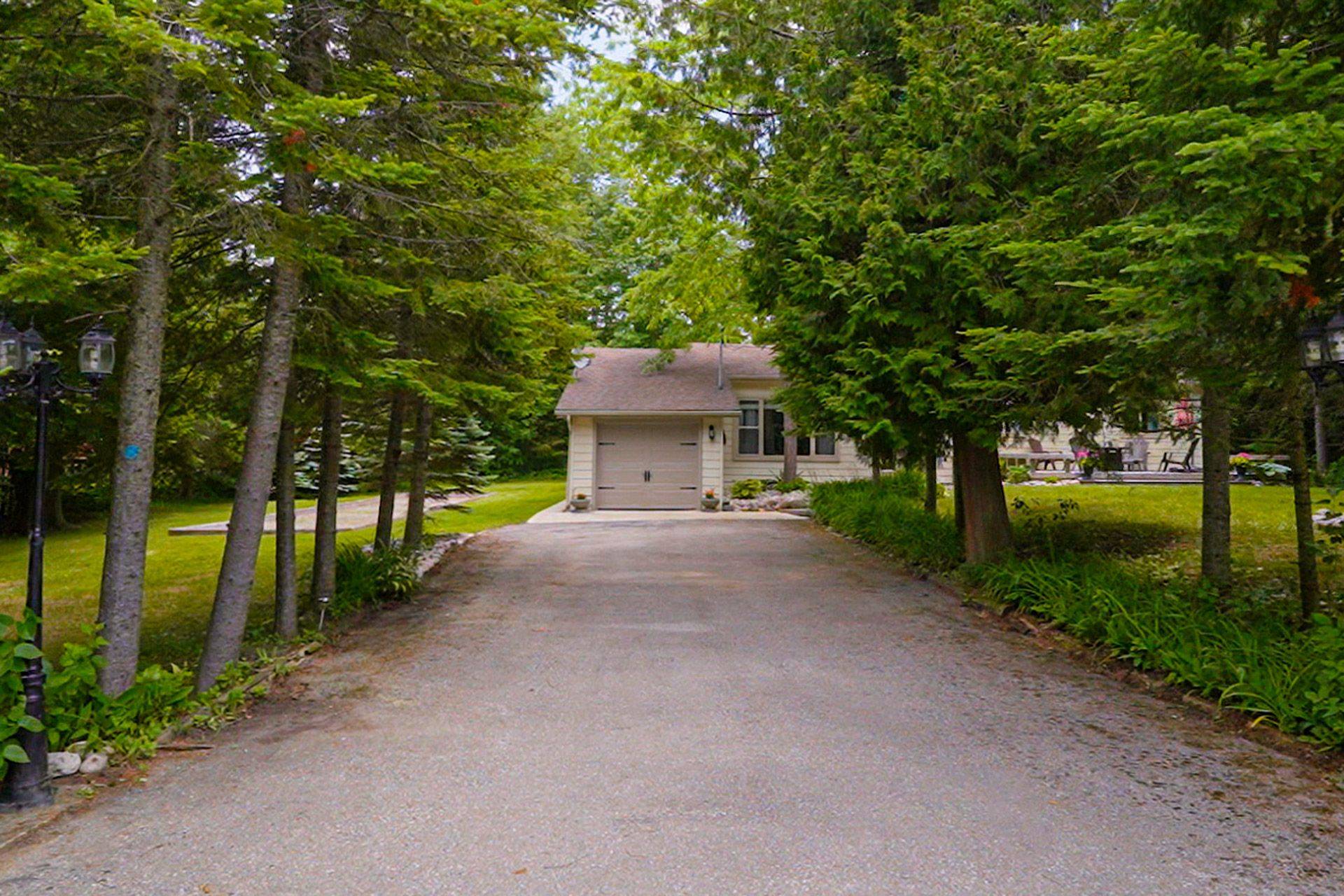 107 Nicole BLVD, Tiny, ON L0L 2T0