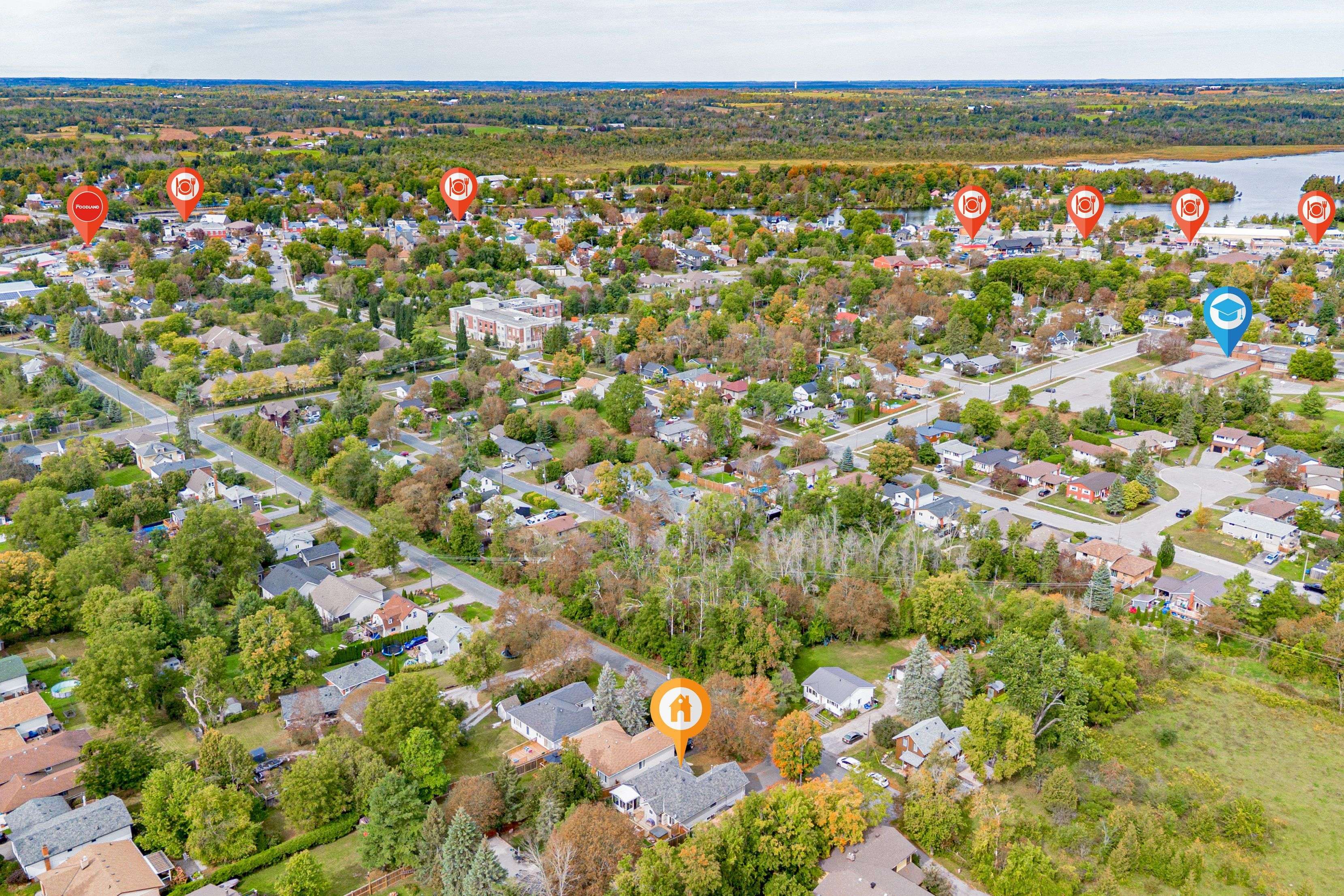 79 Oxford ST, Selwyn, ON K0L 2H0