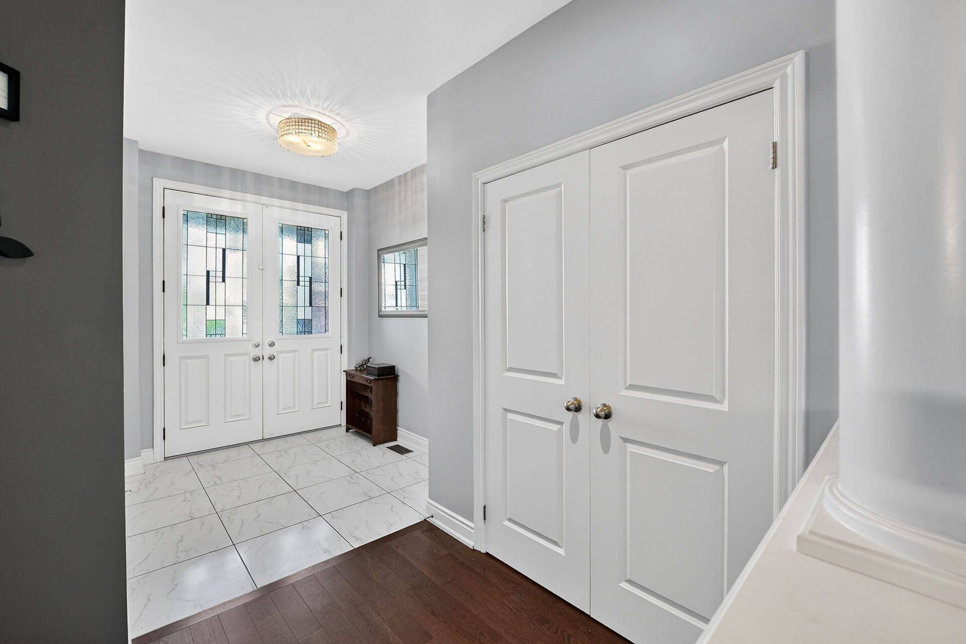 82 Chaumont DR, Hamilton, ON L8J 0J8