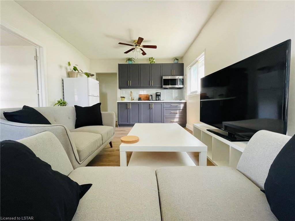 173 WILLIAM ST #B, Central Elgin, ON N5L 1C7