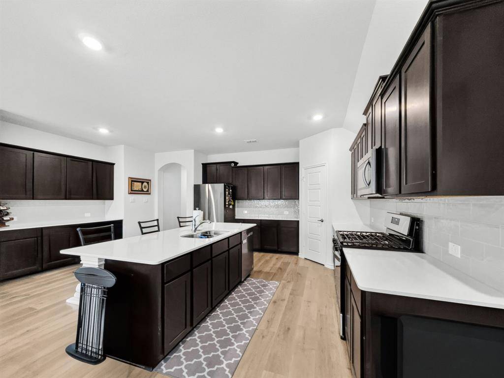 9824 Tin Star Street, Aubrey, TX 76227