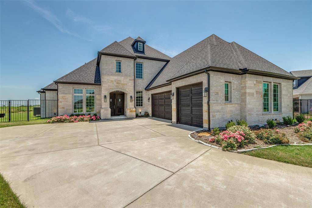 1224 Karsten Ridge Pass, Gunter, TX 75058