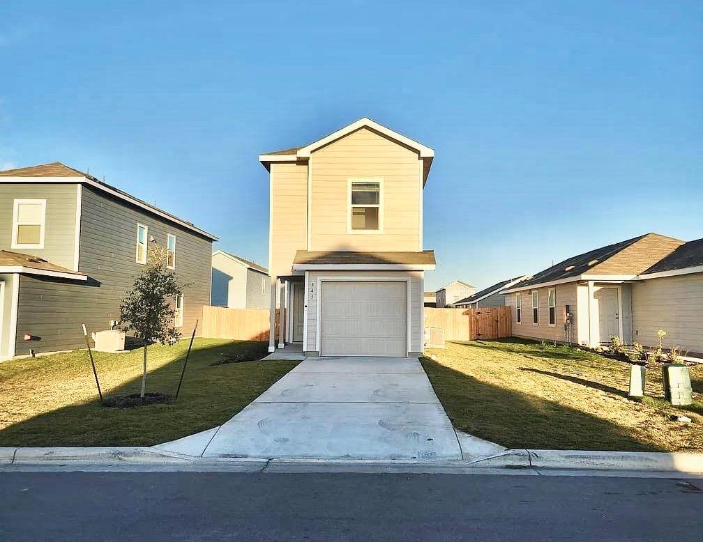 543 Commander Abbott DR, Jarrell, TX 76537