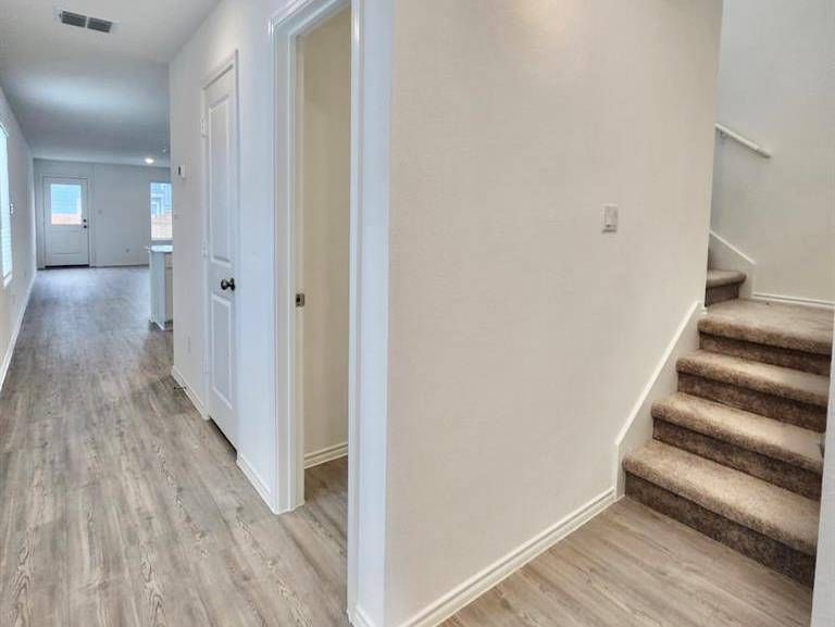 543 Commander Abbott DR, Jarrell, TX 76537
