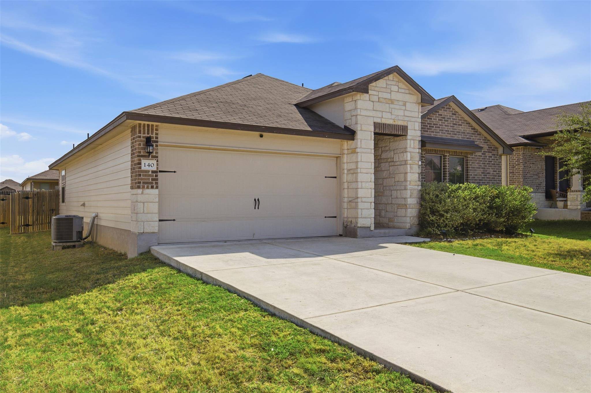 140 Rearden BLVD, Jarrell, TX 76537
