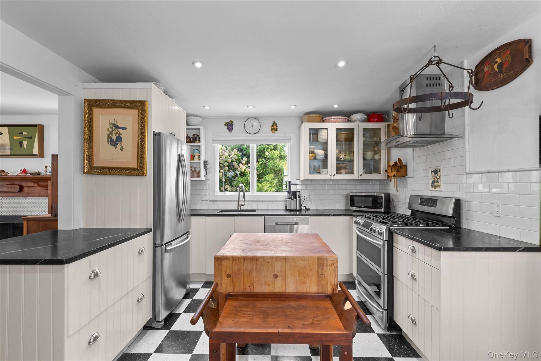 15 Walton ST, Call Listing Agent, CT 06039