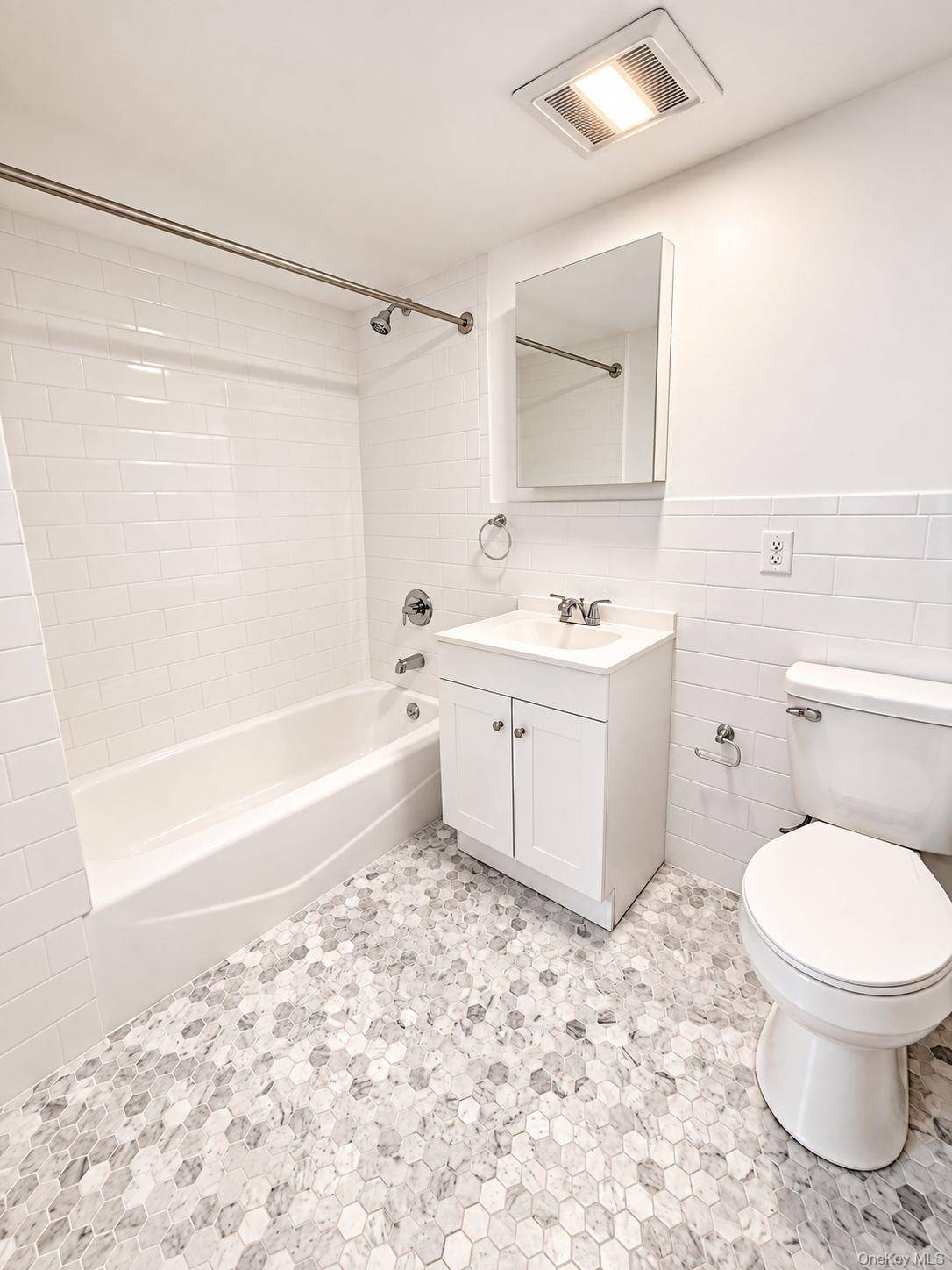 155 S River St #CB, Troy, NY 12180