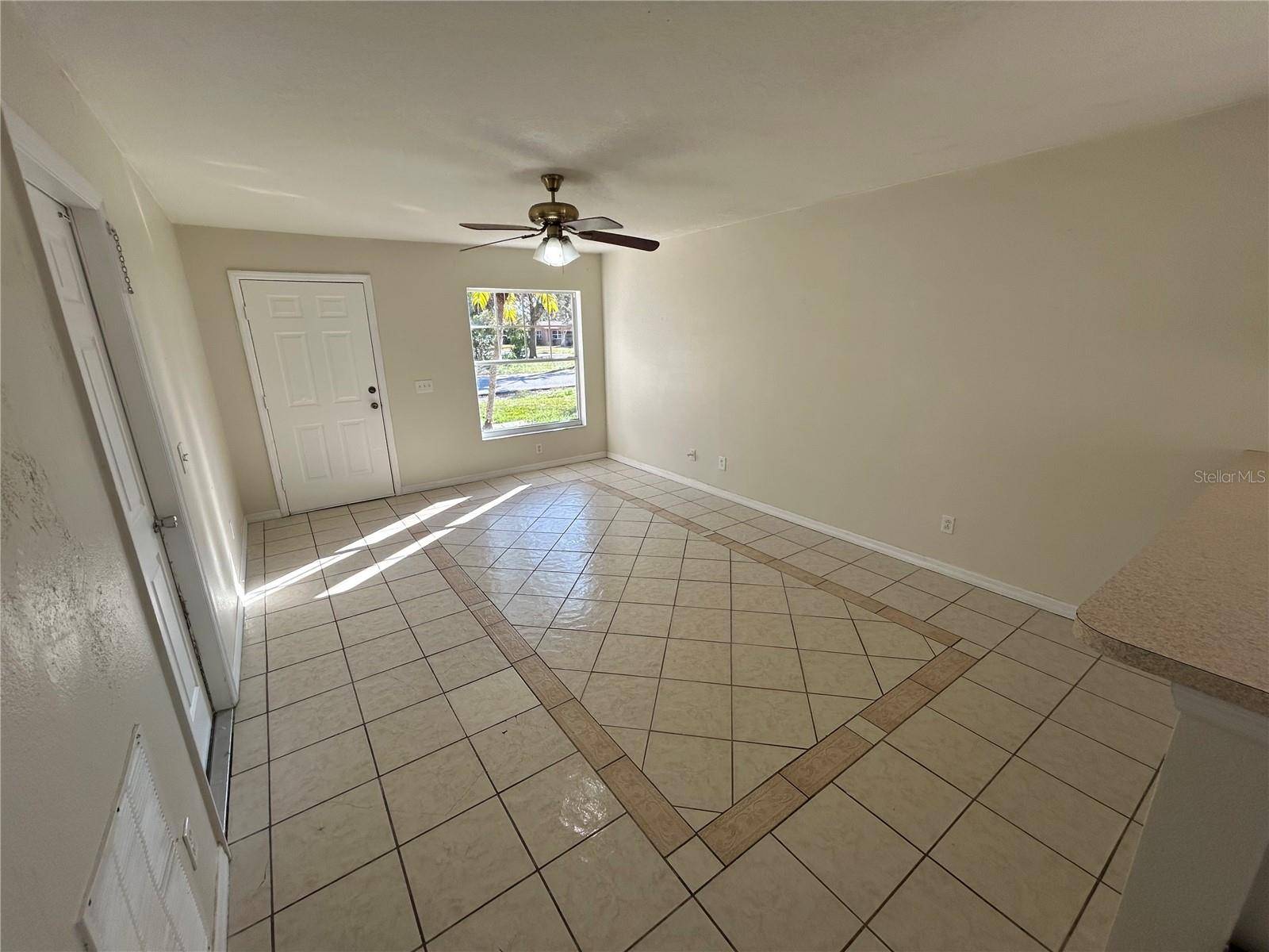 3005 HILLVIEW ST, Sarasota, FL 34239