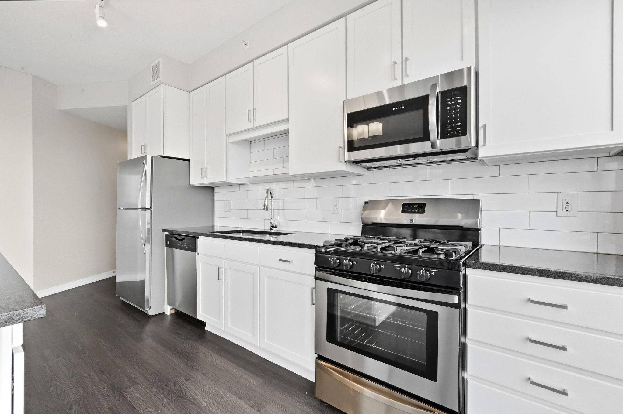 465 Nicollet Mall #2201, Minneapolis, MN 55401
