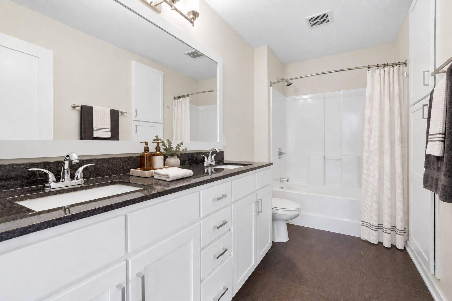 465 Nicollet Mall #2201, Minneapolis, MN 55401