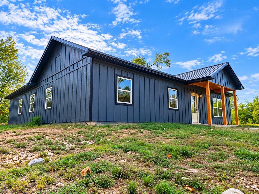 750 Gardenia RD, Broken Bow, OK 74728