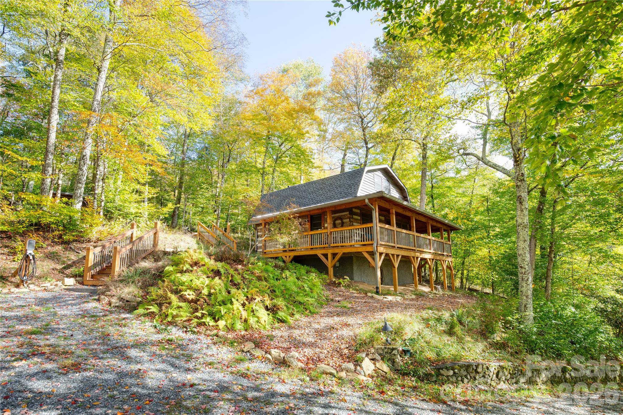 963 El Miner DR, Mars Hill, NC 28754