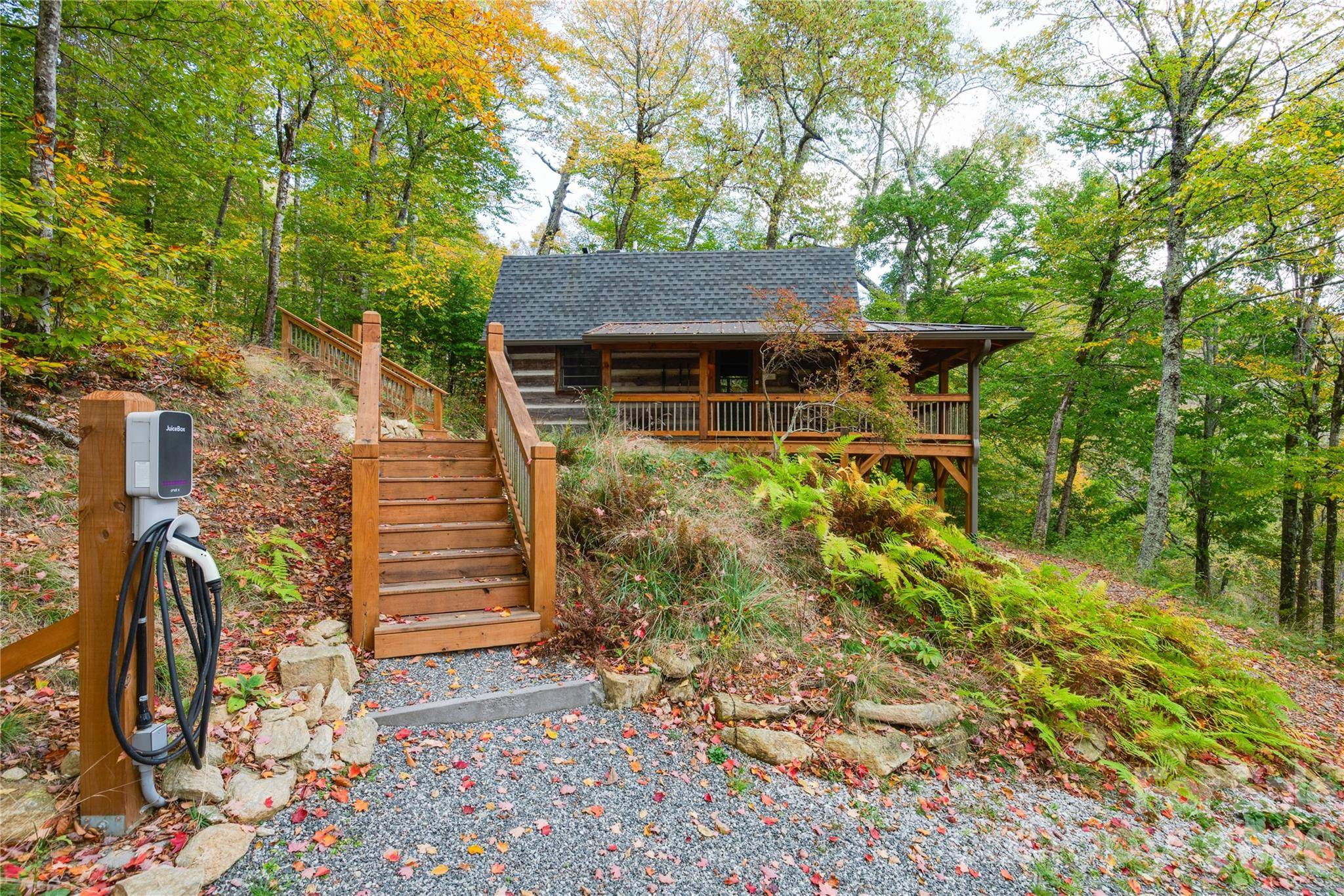 963 El Miner DR, Mars Hill, NC 28754